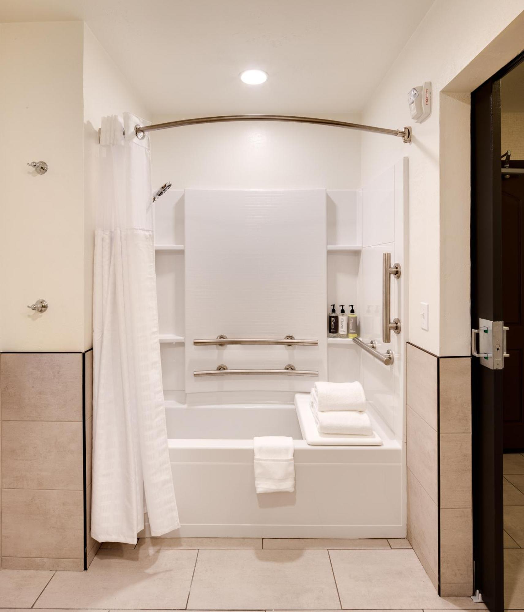 Ayres Hotel Redlands - Loma Linda Ngoại thất bức ảnh